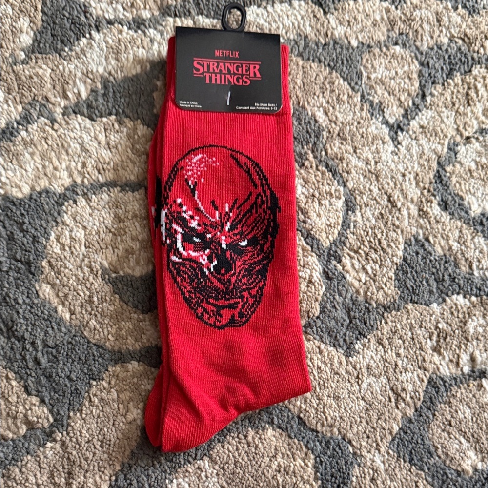Stranger Things Red Graphic Casual Socks